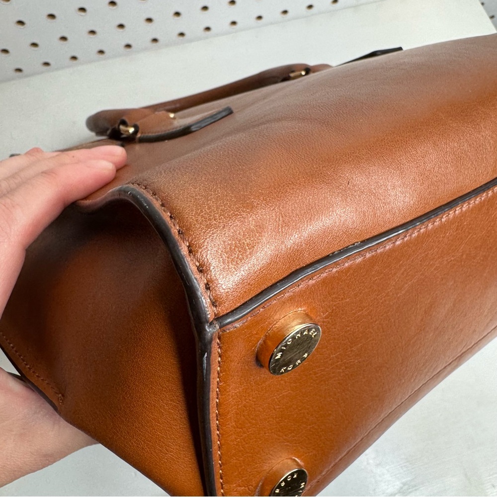 Michael‎ Kors | Hamilton Traveler Luggage Messenger Leather Crossbody Handbag - Picture 9 of 16